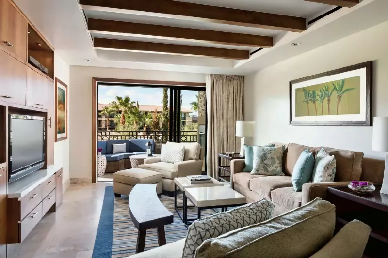 2 Bedroom Vista Residential Club Suite