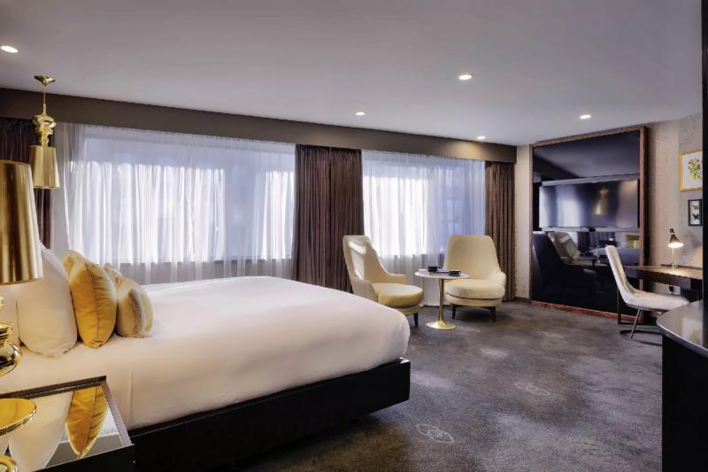 Club Luxury Room