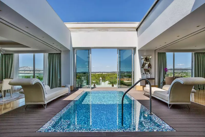 Infinity Penthouse