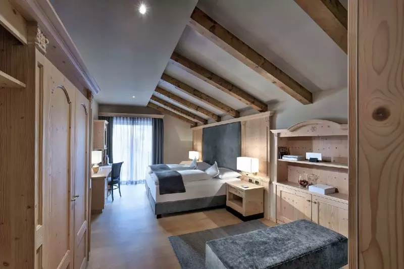 Gardena Deluxe Suite