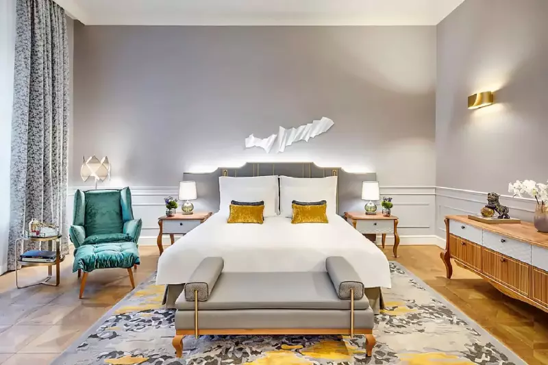 Executive Suite 