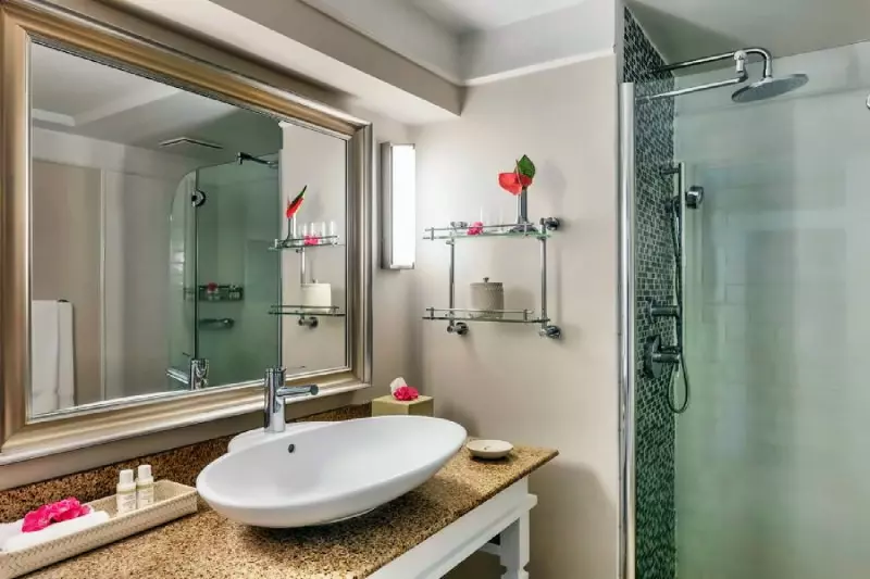 Garden View Room