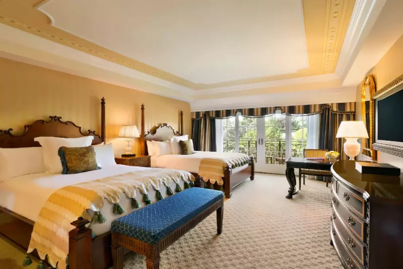Paseo Suite 