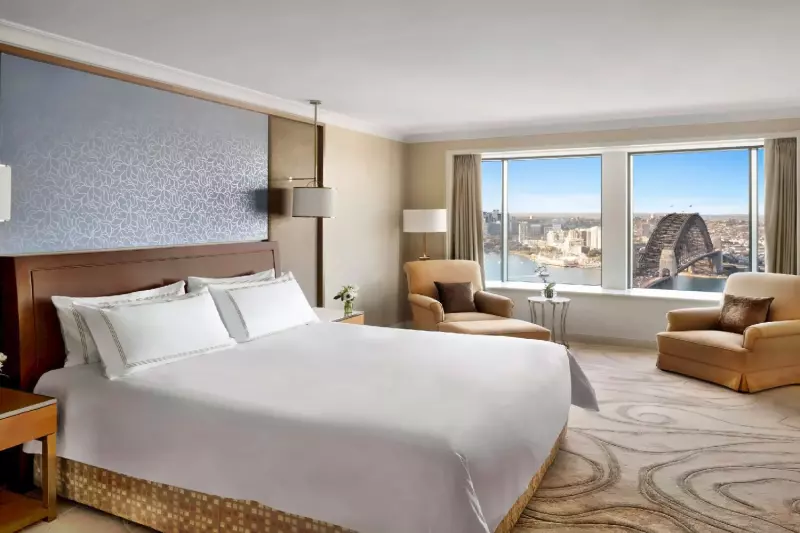 Presidential Panoramic Harbour View Suite