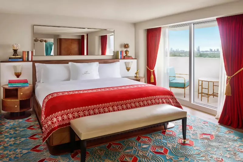 Bay View Suite