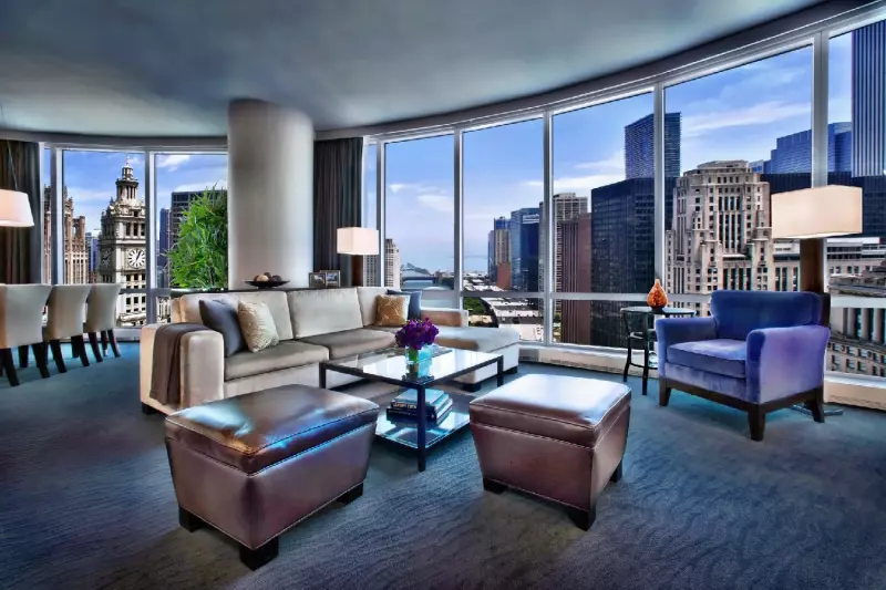 2 Bedroom Grande Deluxe Lakeview Suite