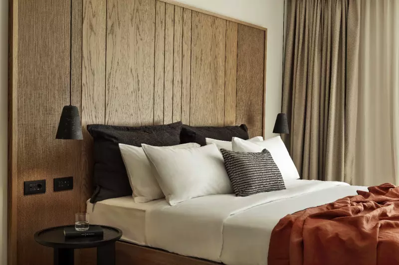 Sea View Junior Jacuzzi Suite