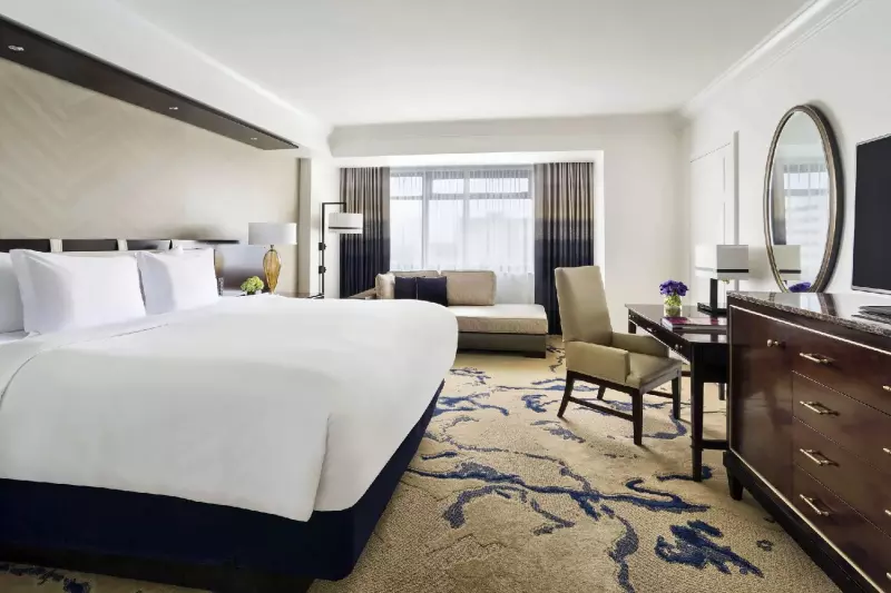Deluxe City View Room