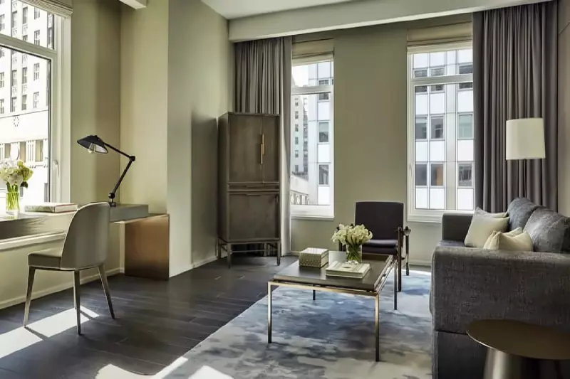 Gotham Suite