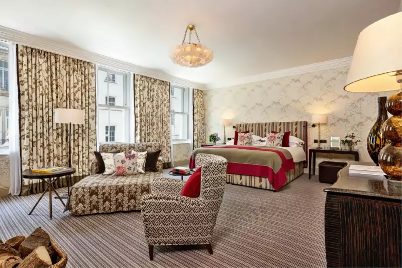 Deluxe Suite