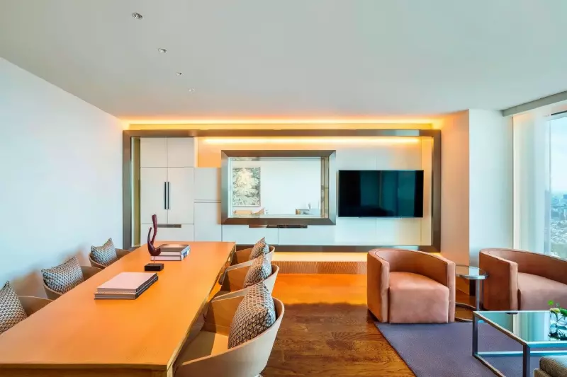 Club Kioi Suite