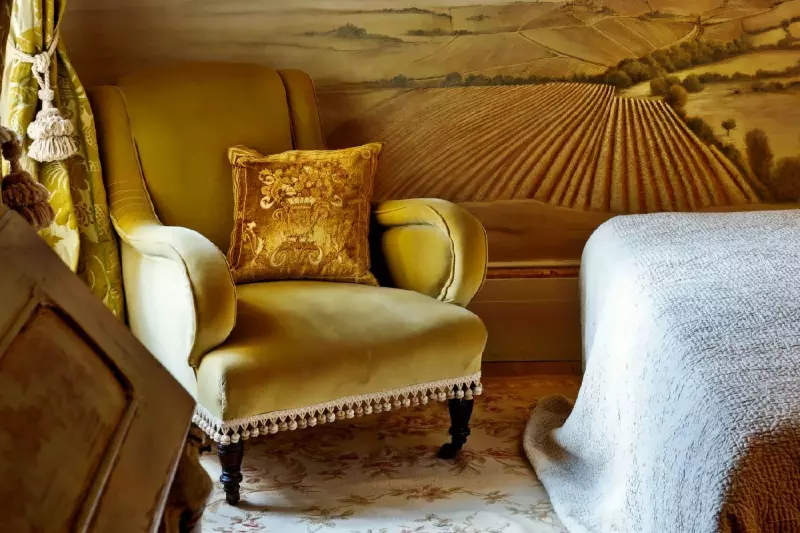 Sir Vincent Deluxe Room