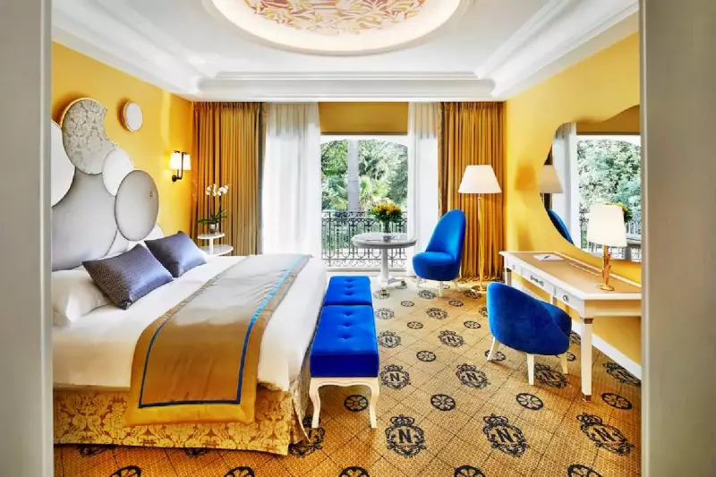 Rivoli Garden Room