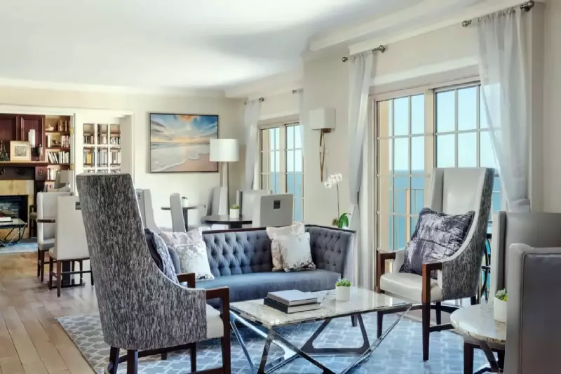 Presidential Oceanfront Club Suite