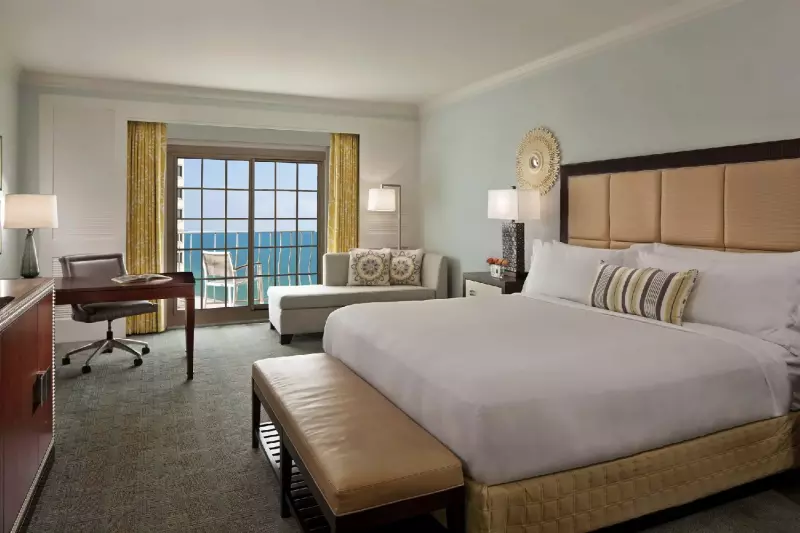 Oceanfront Club Room