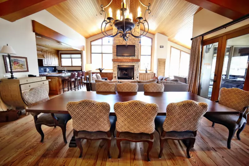 4 Bedroom Premium Luxury Hot Tub Loft Suite