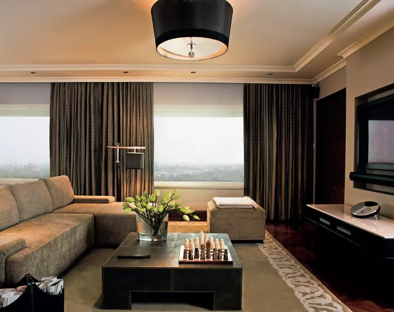 Presidential Pool View Suite 