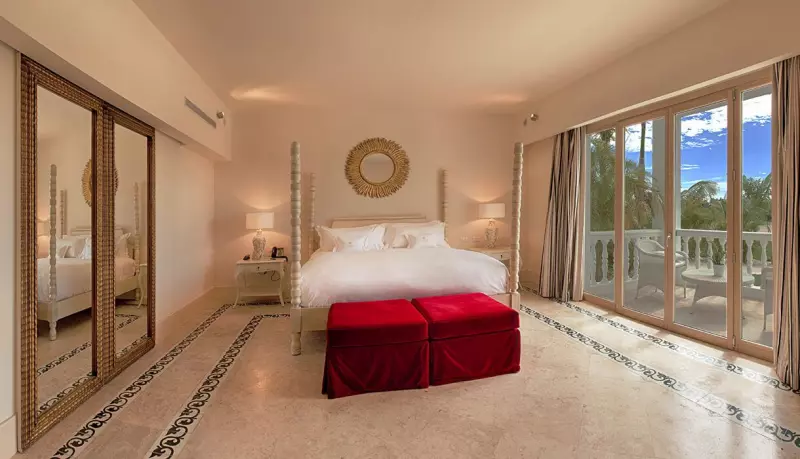 3 Bedroom Royal Villa
