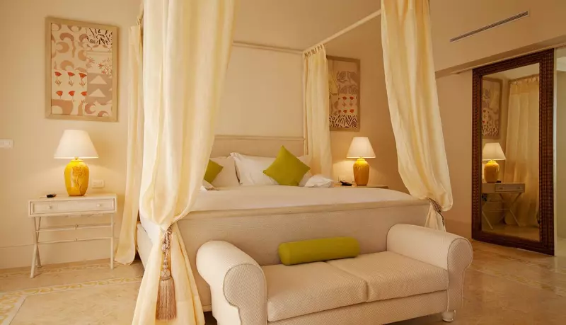 Luxury Pool Suite