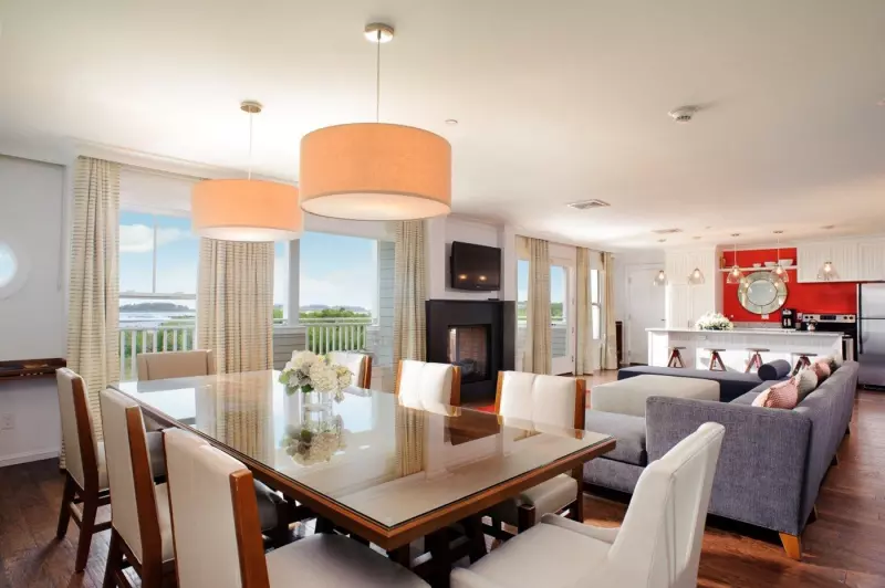 2 Bedroom Beach Suite 