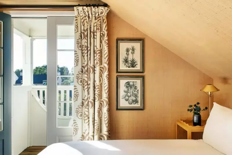 Petite Duplex Suite