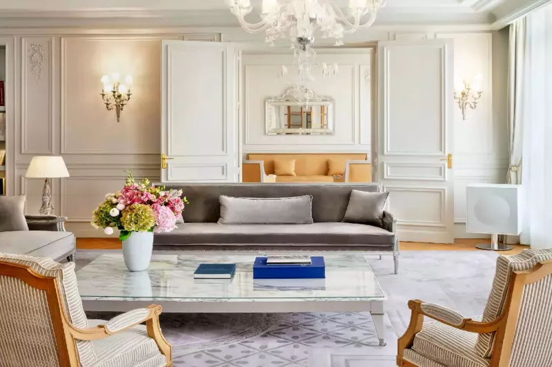 Raffles Presidential Suite