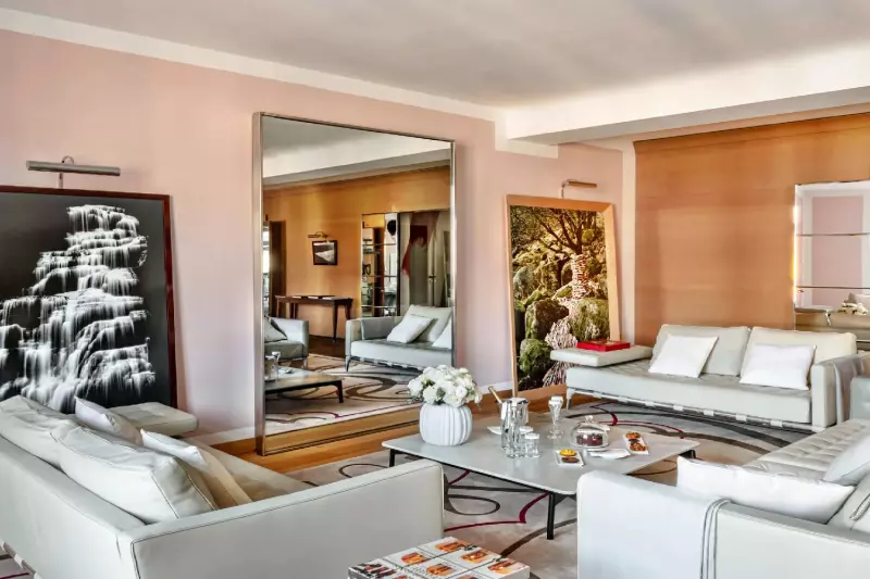 Royal Monceau Suite