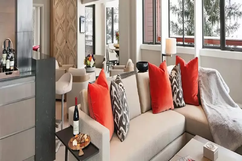The Little Nell Suite