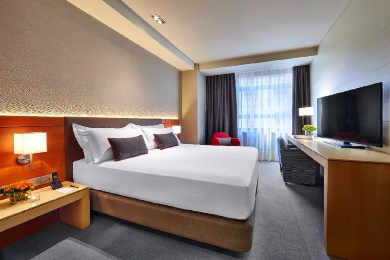 Superior City View Room