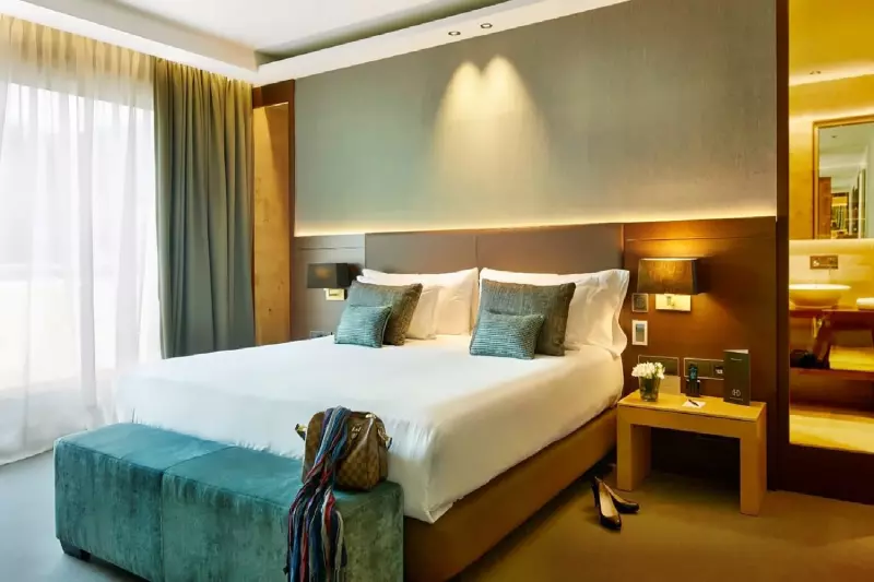 Presidential Penthouse Suite
