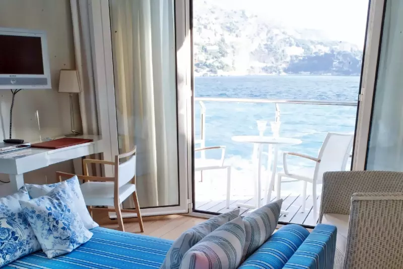 Deluxe Sea View Balcony Room