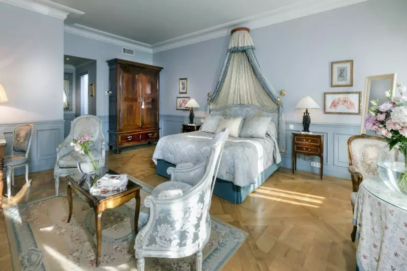 Premier Habour View Suite