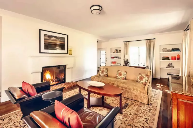 Oak Tree Suite 