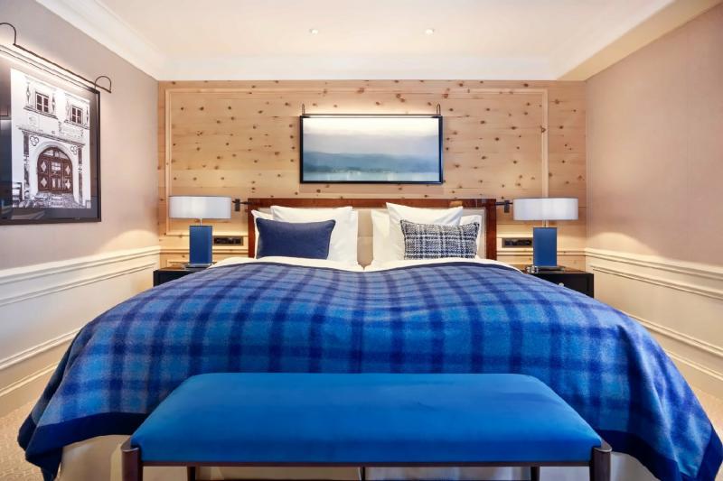 Standard Village Side Room