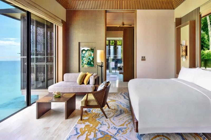 Grand Oceanfront Pool Villa