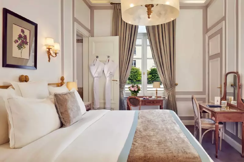 Deluxe Courtyard View Room