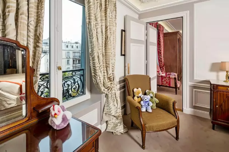 2 Bedroom Family Room