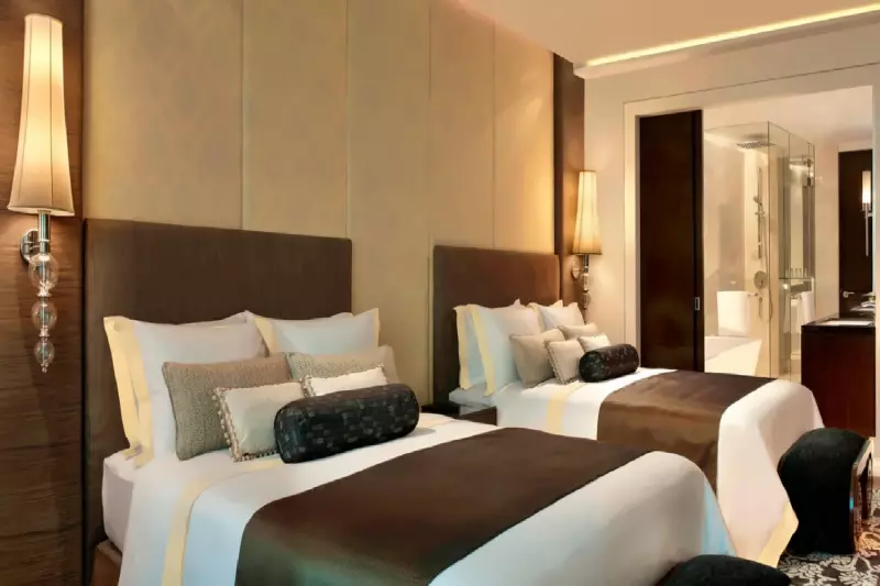 Grand Deluxe Skyline View Room