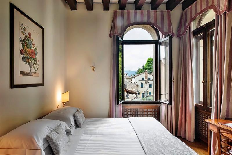 Classic Comfort Room 