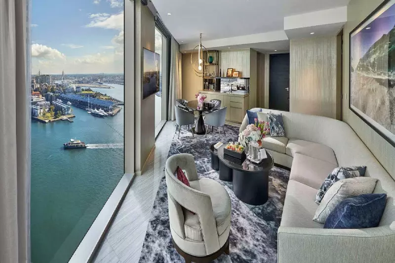 Executive Harbour Bridge Suite