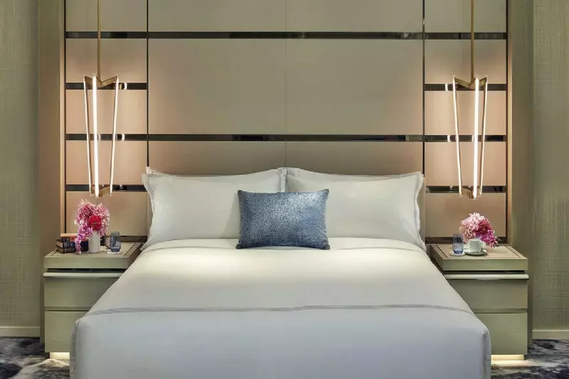 Premier Harbour Bridge Suite