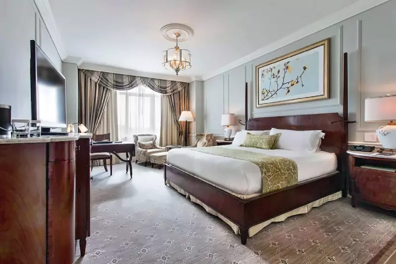 Premier Room 
