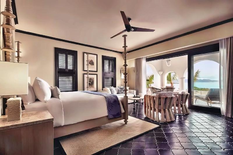 Beachfront Junior Suite