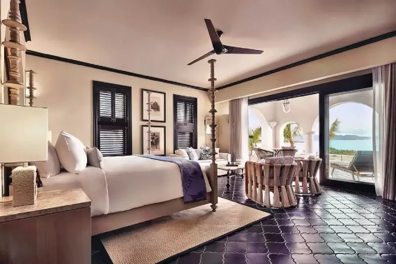 Beachfront Suite
