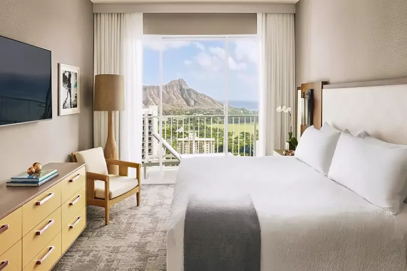 Diamond Head Ocean View Suite