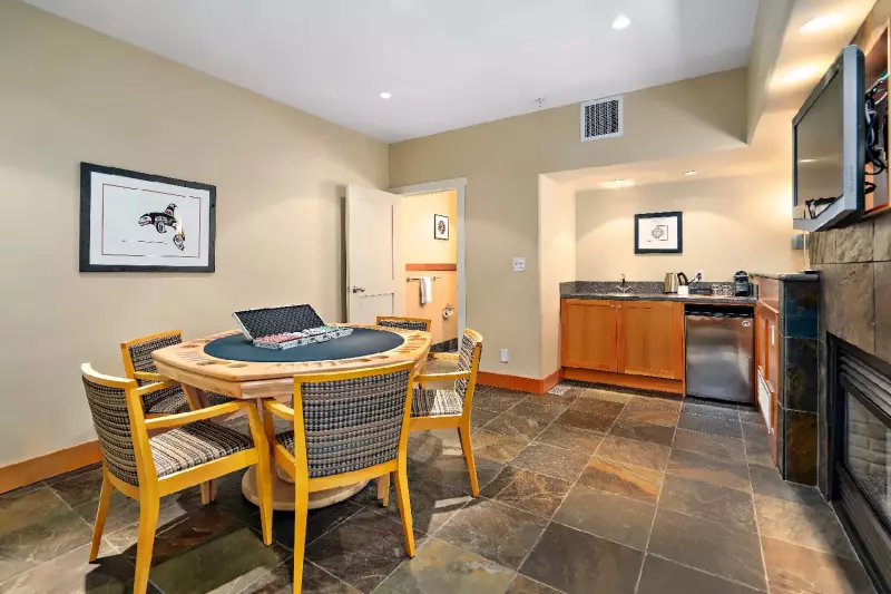 2 Bedroom Bute Gold Suite 