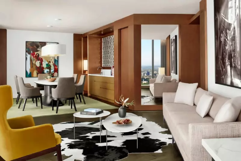 Yarra Club Suite