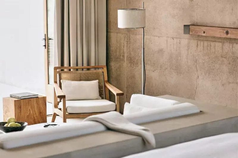 Mesa View Suite