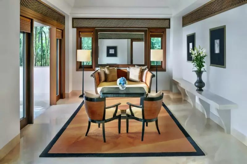 Golf View Manor Pool Suite