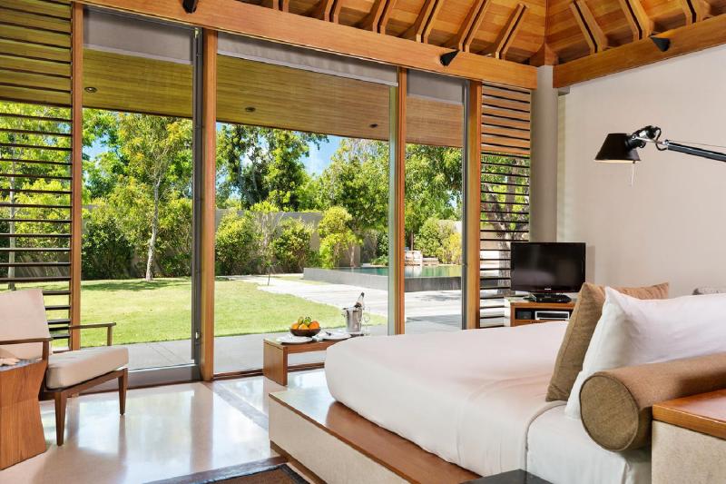2 Bedroom Pool Pavilion Suite